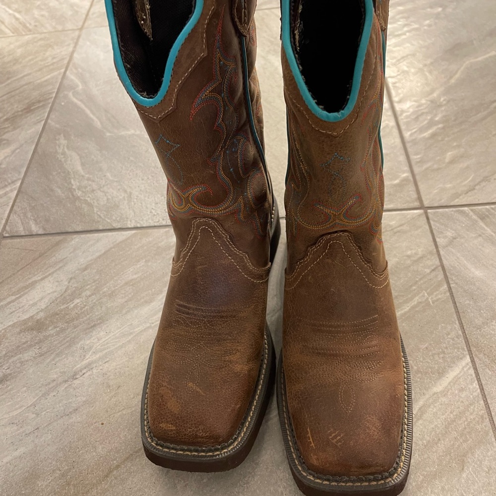 Justin cowboy boots